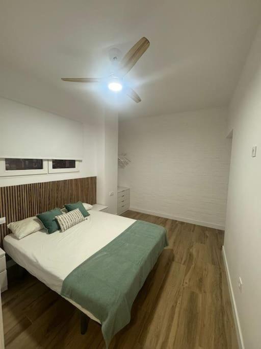 Gran Apartamento A Pie De Calle Walencja Zewnętrze zdjęcie