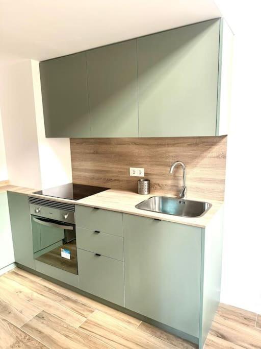 Gran Apartamento A Pie De Calle Walencja Zewnętrze zdjęcie