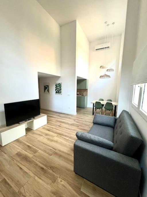 Gran Apartamento A Pie De Calle Walencja Zewnętrze zdjęcie